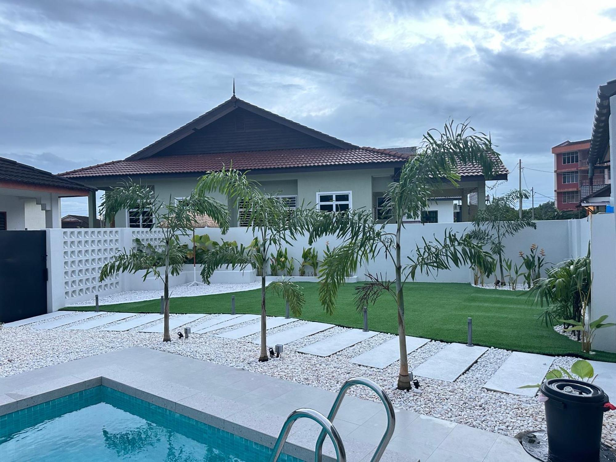 Home In Terengganu With Private Pool Kuala Terengganu Extérieur photo